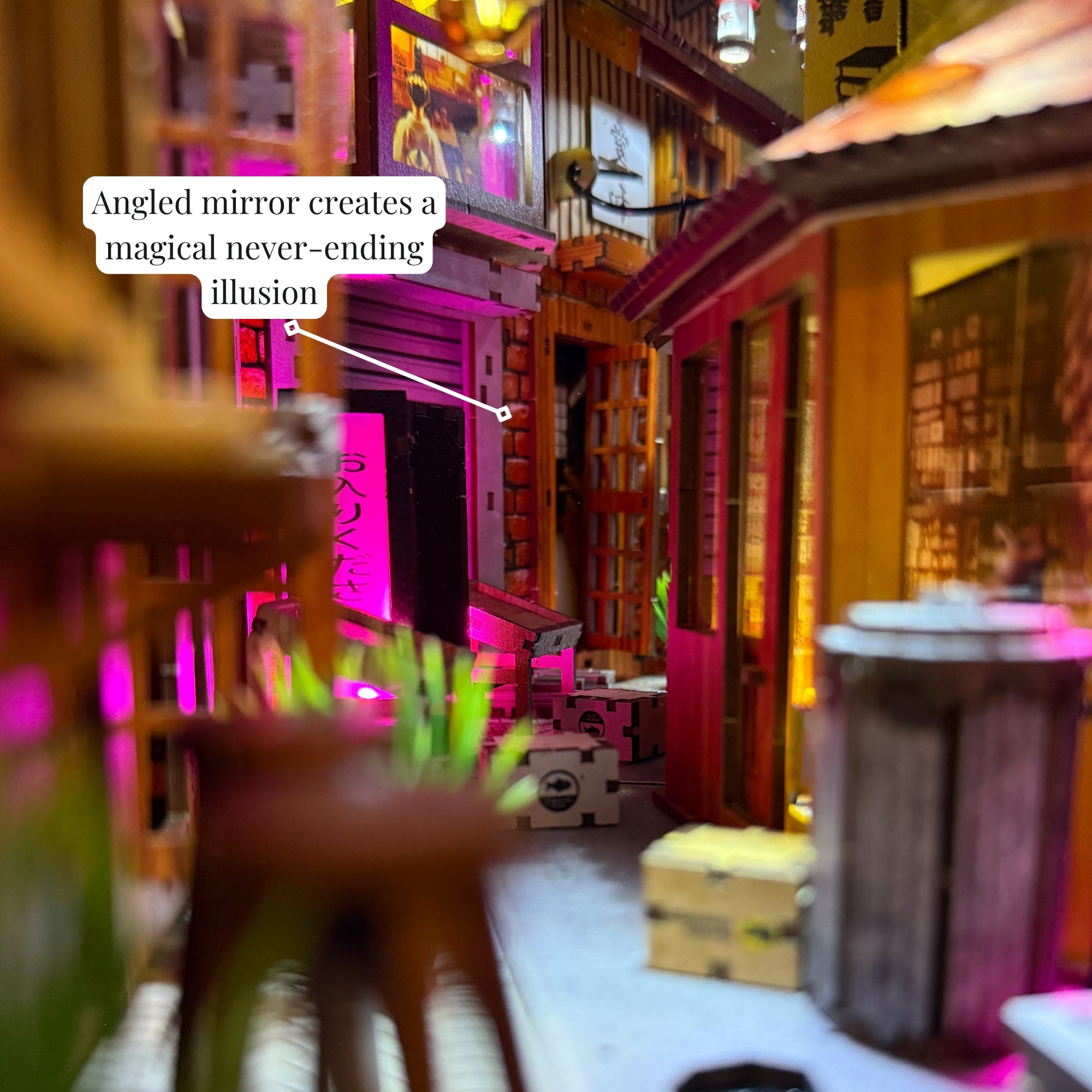 Tokyo Alley Illuminated Book Nook Kit