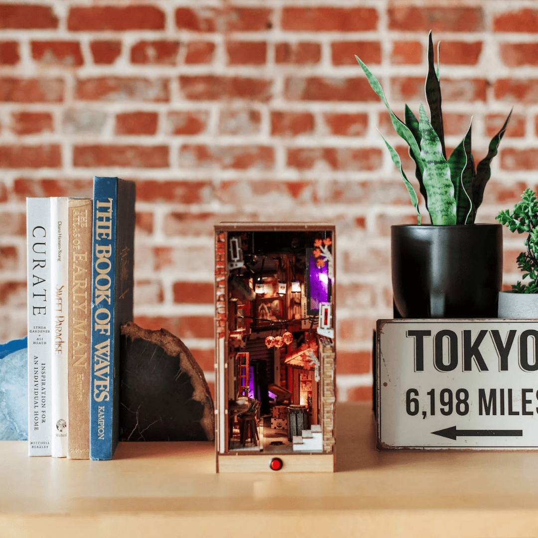 Tokyo Alley Book Nook DIY 3D Kit - Bookshelf Memories - DIY Booknook